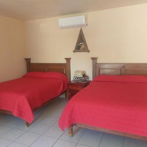 Habitación con Cama King